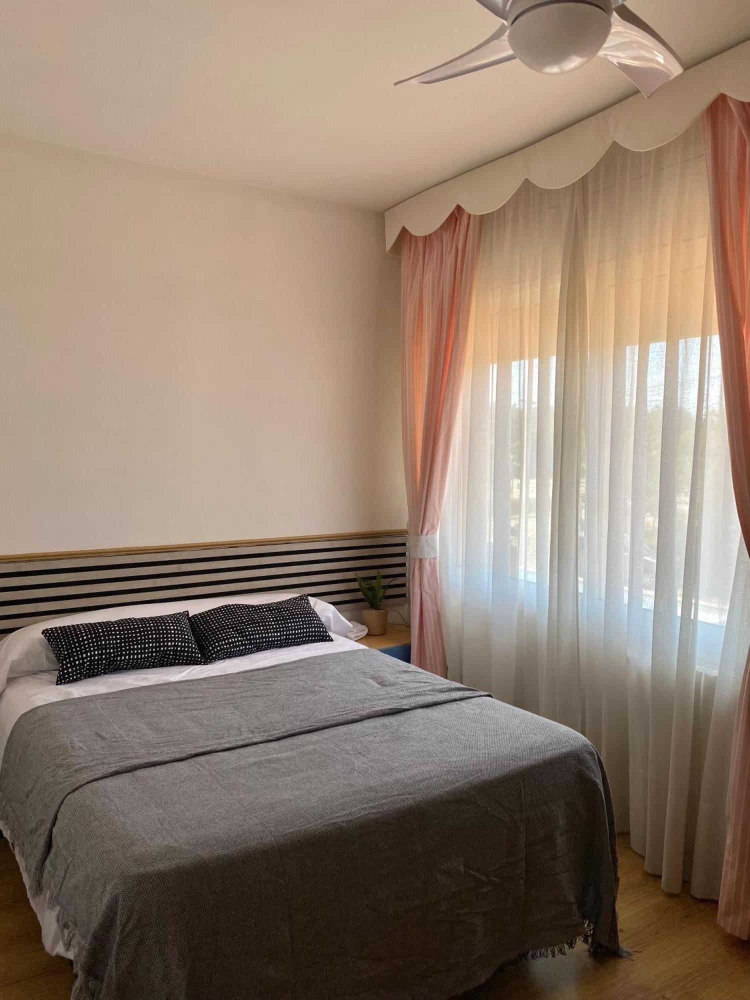 Villa Isabel Sitges, Rocamar Sant Pere De Ribes Eksteriør billede
